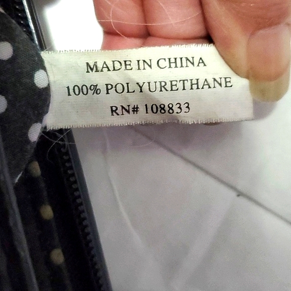 Lulu by Lulu Guinness Fun Graphic London Crossbody Bag - Picture 9 of 9